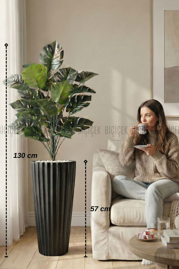 Yapay Monstera Deve Tabani Bitkisi 130 Cm Siyah Lilyum Saksıda