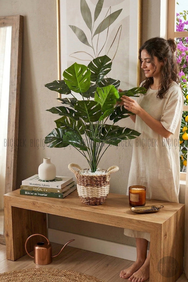 Yapay Monstera Deve Tabani Bitkisi 60 Cm Krem Orgulu Hasir Saksıda