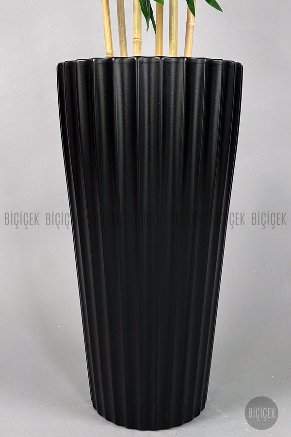 Yapay Bambu Ağacı 6 Dallı Yoğun Yapraklı 220 Cm Siyah Lilyum Saksıda