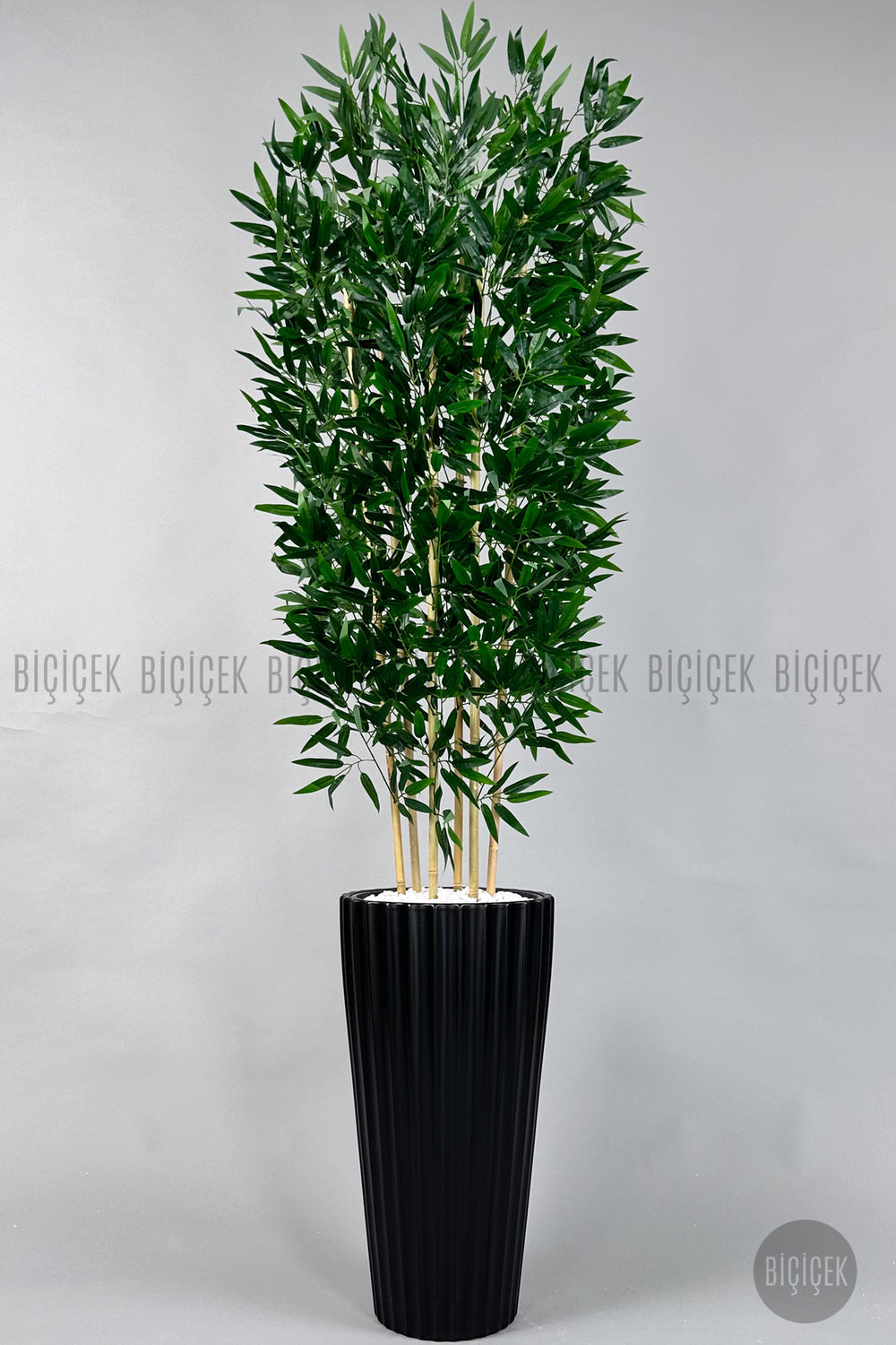 Yapay Bambu Ağacı 6 Dallı Yoğun Yapraklı 220 Cm Siyah Lilyum Saksıda